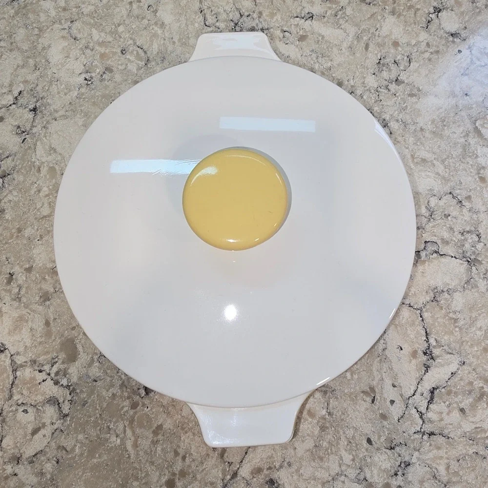 Vintage Corning Ware B-1-B 1 Qt Casserole Dish with Lid Yellow Butterscotch MCM